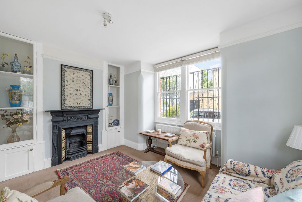 Property photo 1 of 8 Grimston Road-3