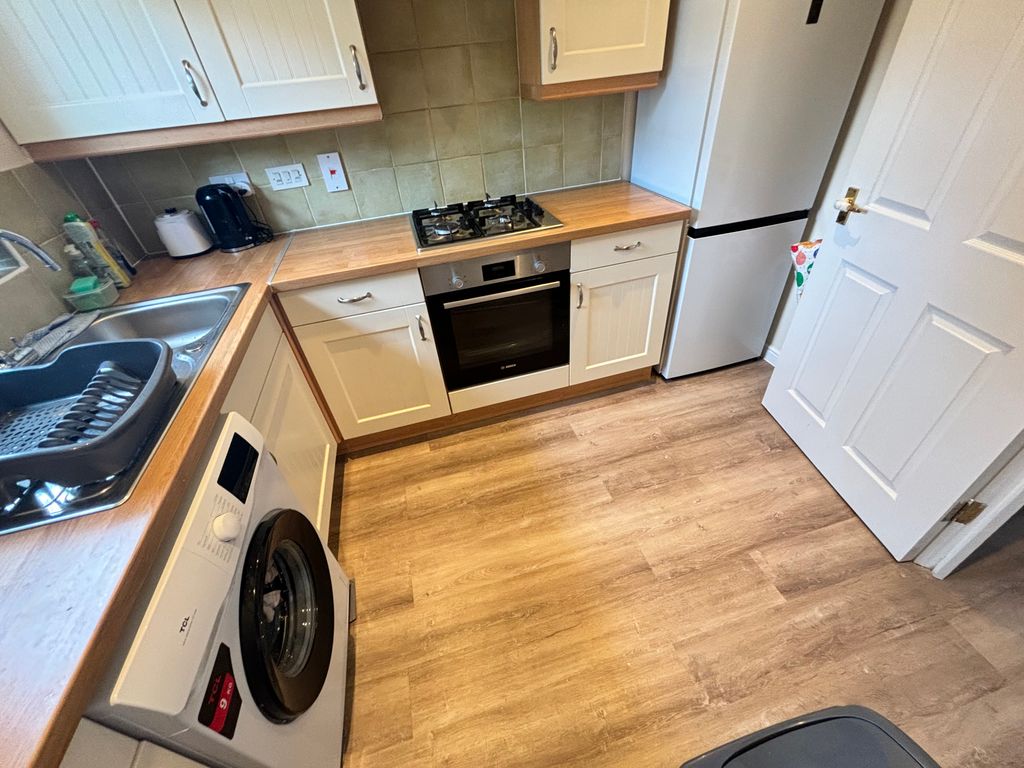 Property photo 2 of 16 Image