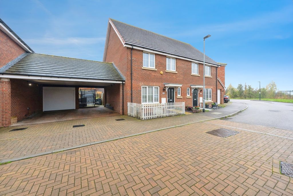 Property photo 1 of 16 Front