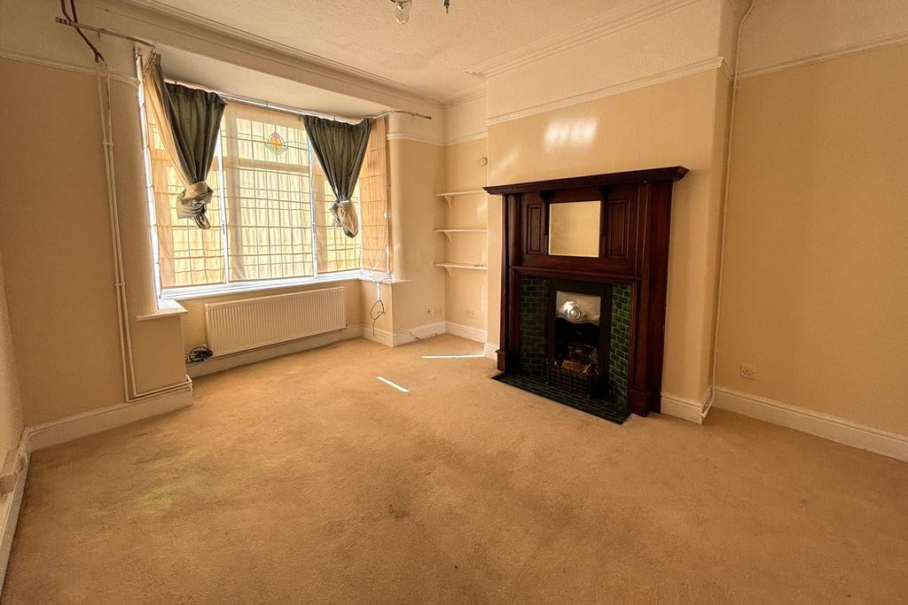 Property photo 2 of 16 Processed-74164917-359B-4938-Acbb-D36Abe1F1D64