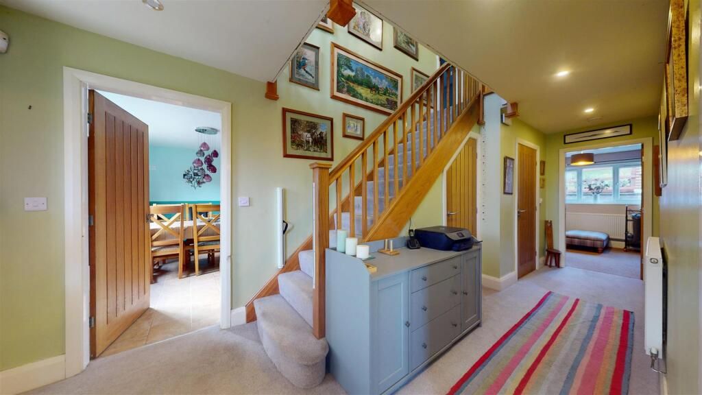 Property photo 3 of 25