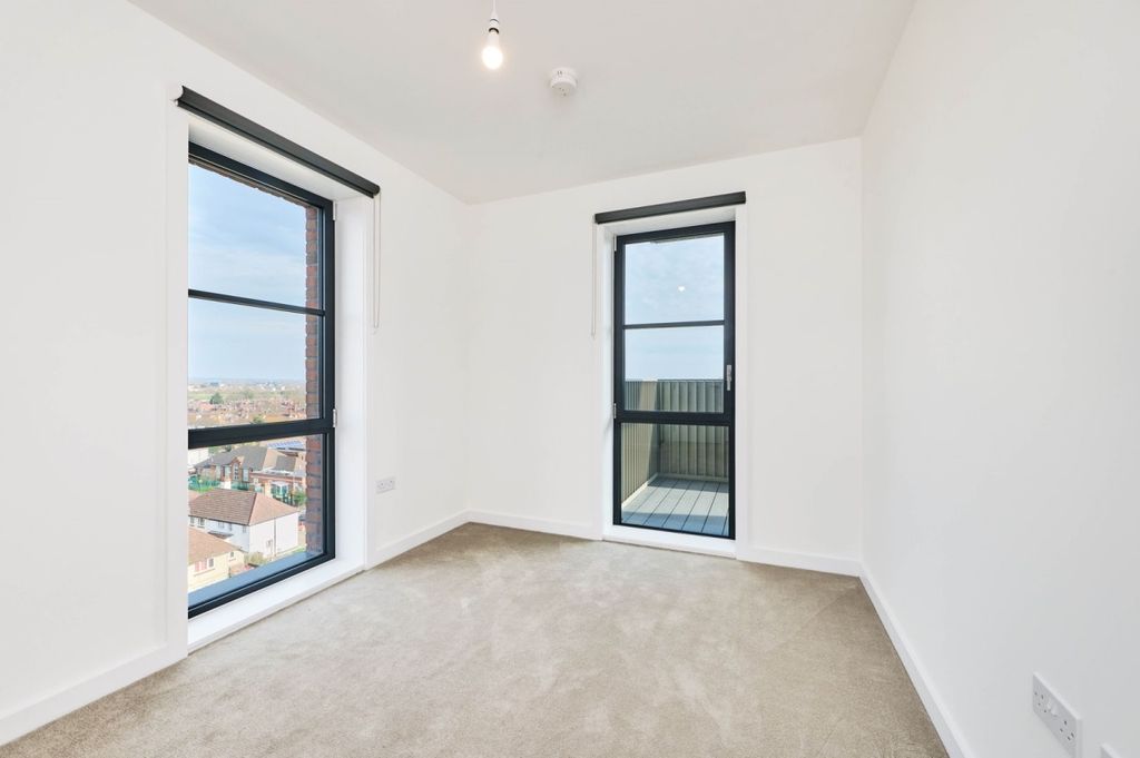 Property photo 3 of 16 Kfh_-_Transport_Hous