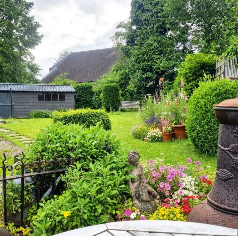 Property photo 2 of 23