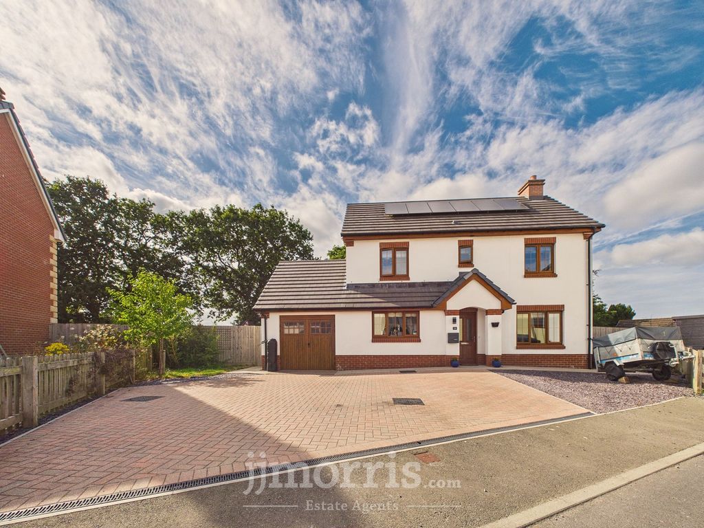Property photo 1 of 38