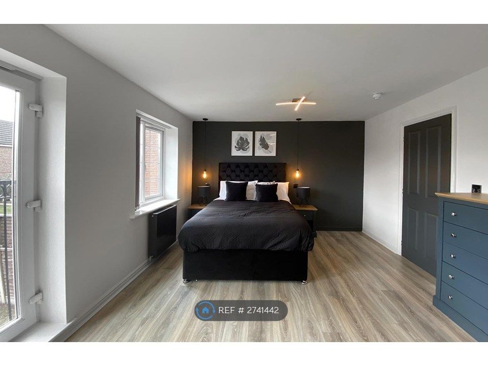 Property photo 3 of 25