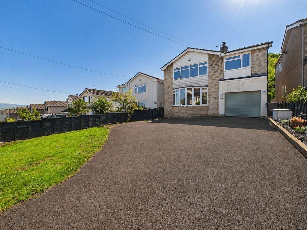 Property photo 1 of 30