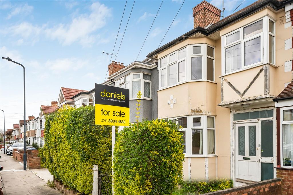 Property photo 1 of 14 9_77996.Jpg