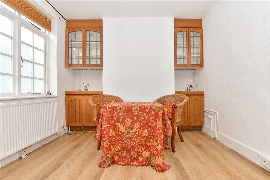 Property photo 1 of 9 Living Area/ Kitchen