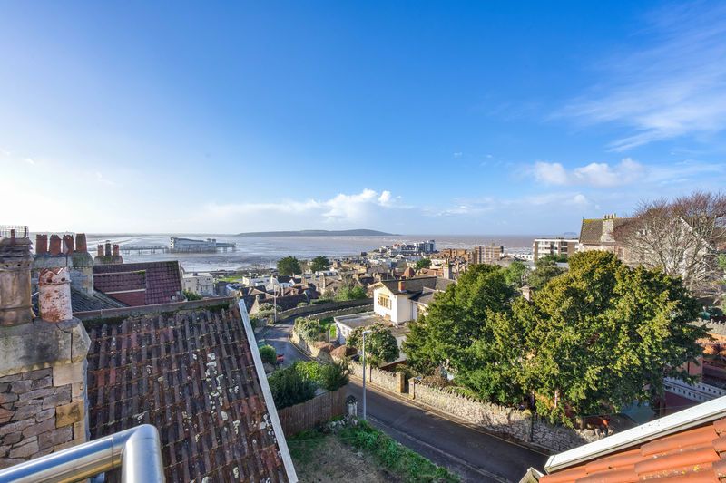 Property photo 1 of 22 Photo 6