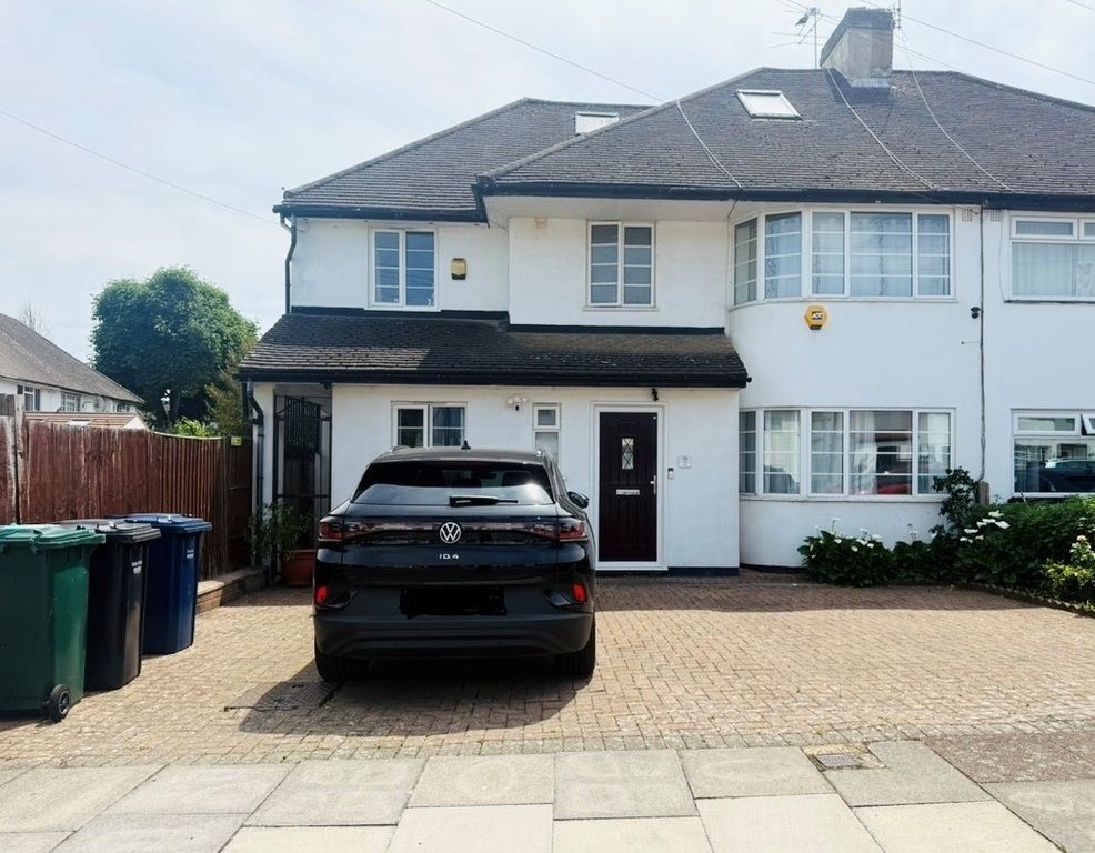 Property photo 1 of 23