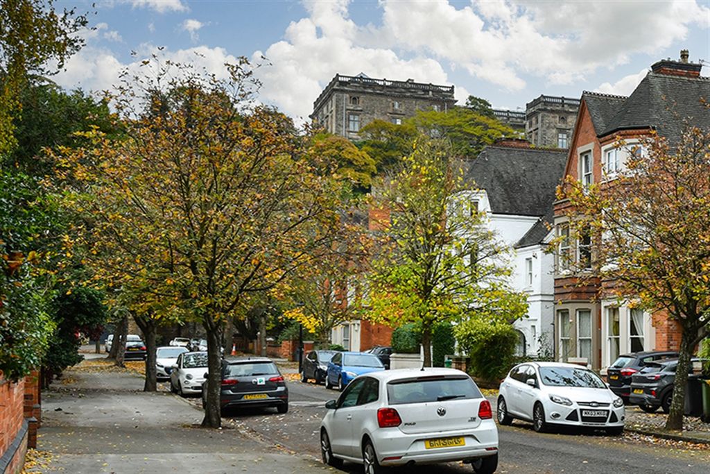 Additional image 22 of 5 bed semi-detached house to rentHamilton Drive NG7