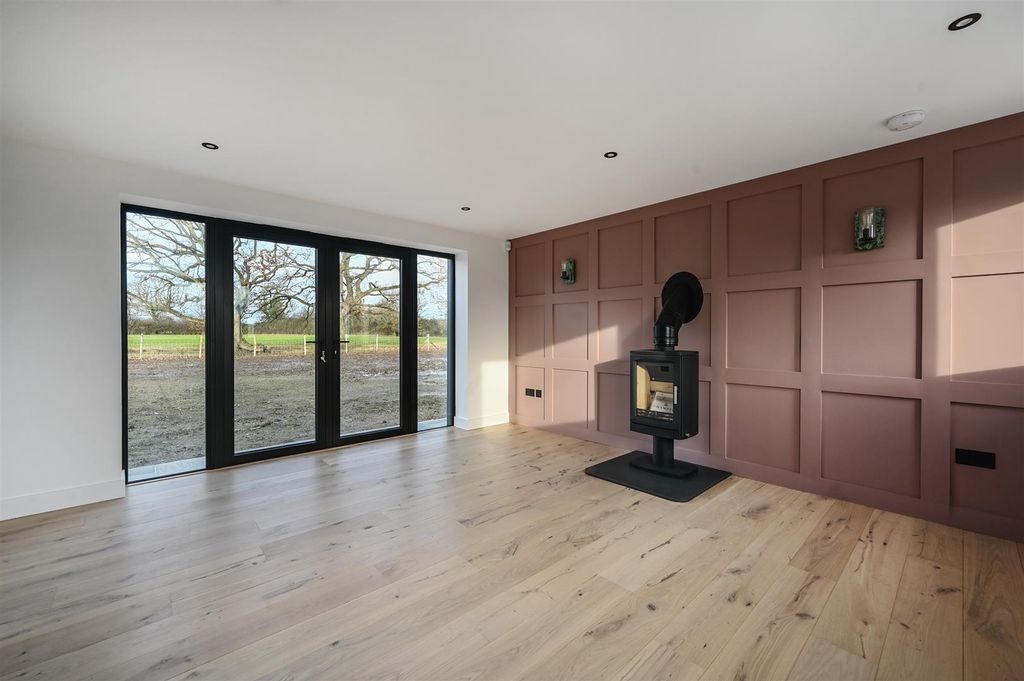 Property photo 2 of 21 The Haybarn (3)