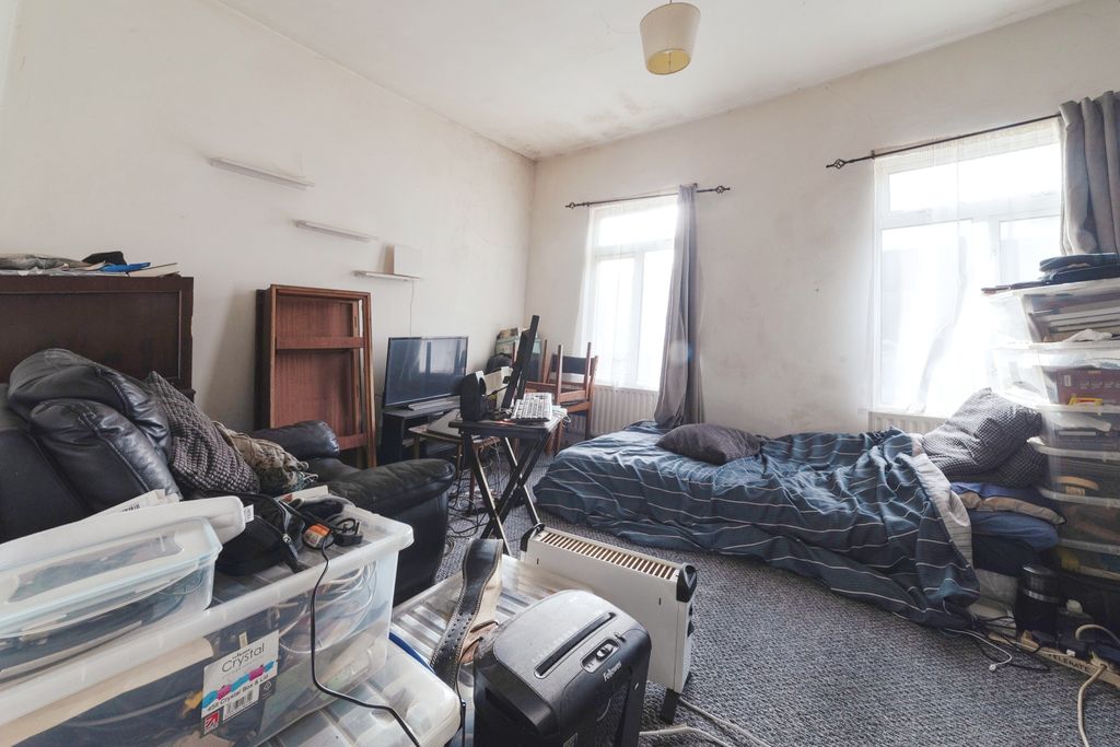 Property photo 2 of 9 5B1E638E-966d-ee11-9Ae7-6045Bdd0257c