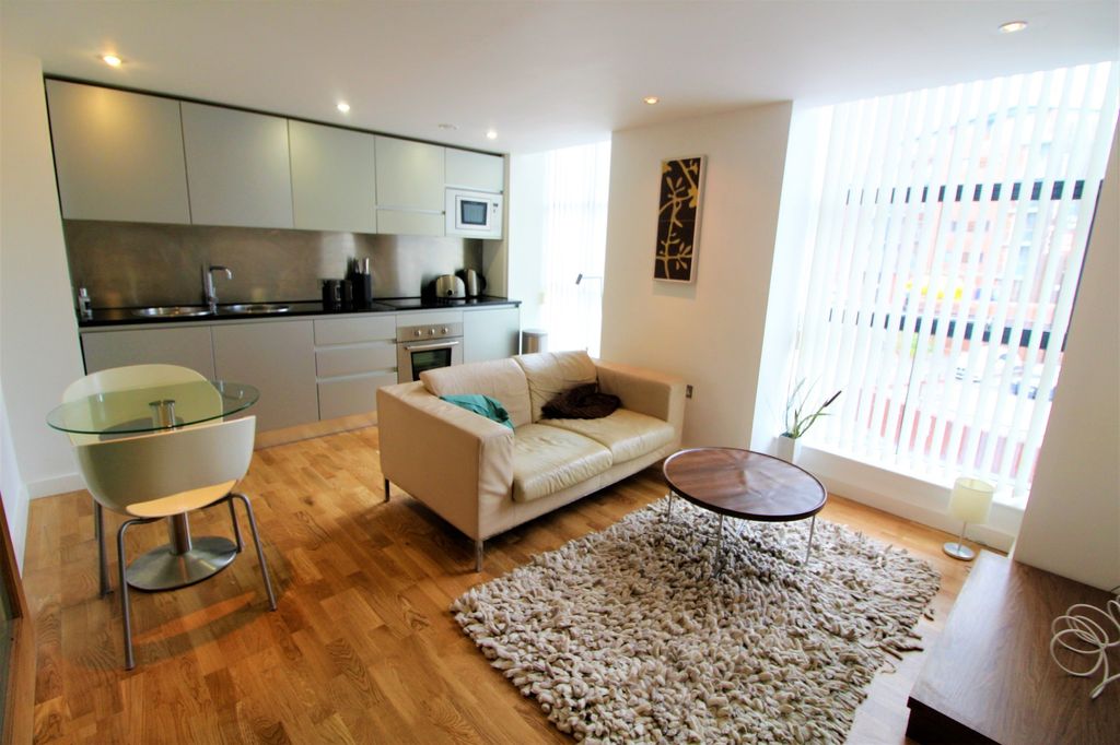 Property photo 1 of 10 Photo 14