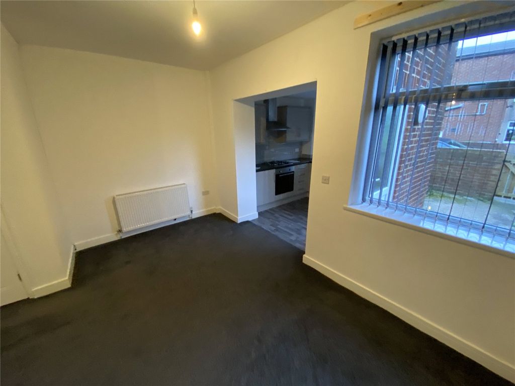 Property photo 3 of 8 Picture No. 07