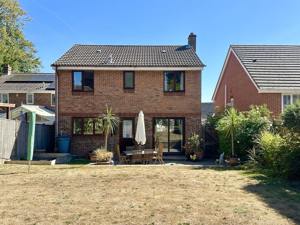 Property photo 1 of 22