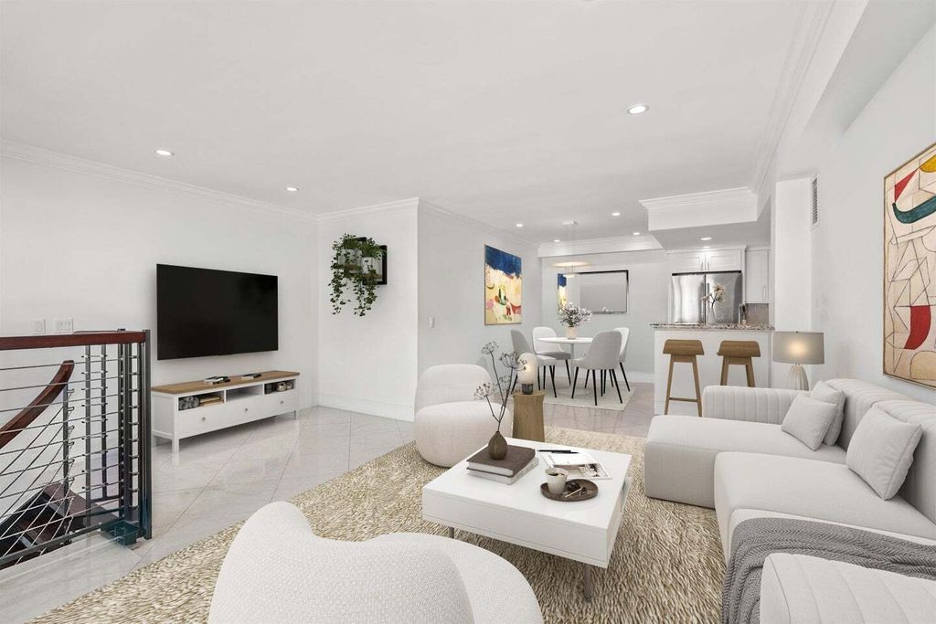 Property photo 3 of 8 <Alttext/>