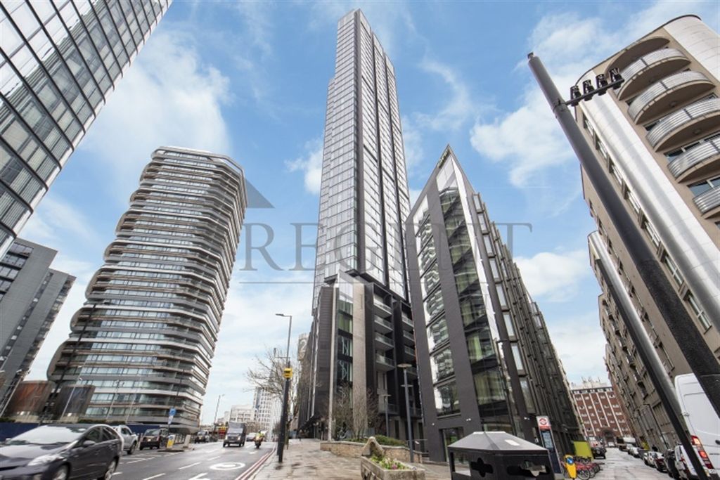 Property photo 1 of 7 Carrara Tower