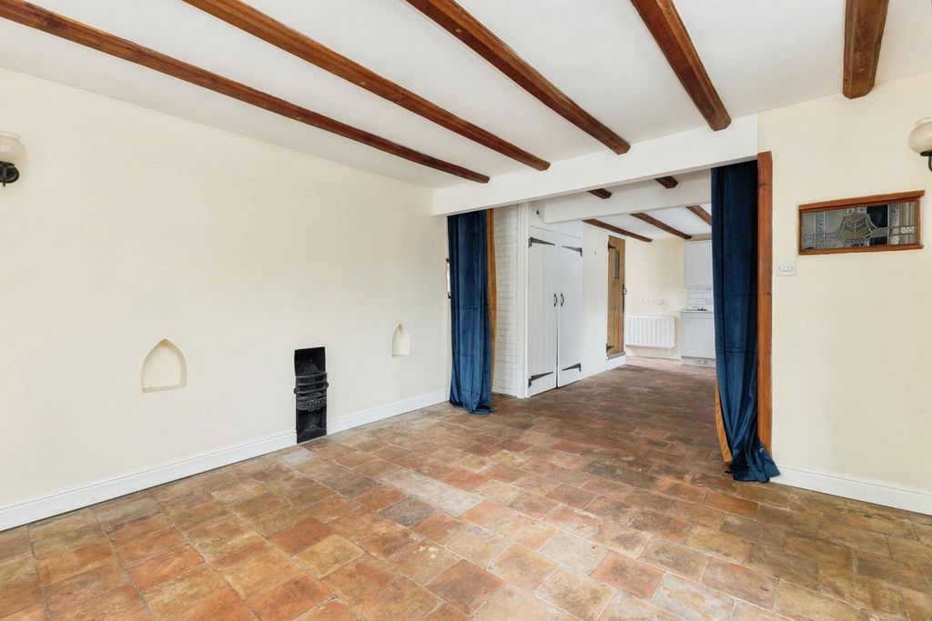 Property photo 3 of 22 Pbox-Img.Jpg