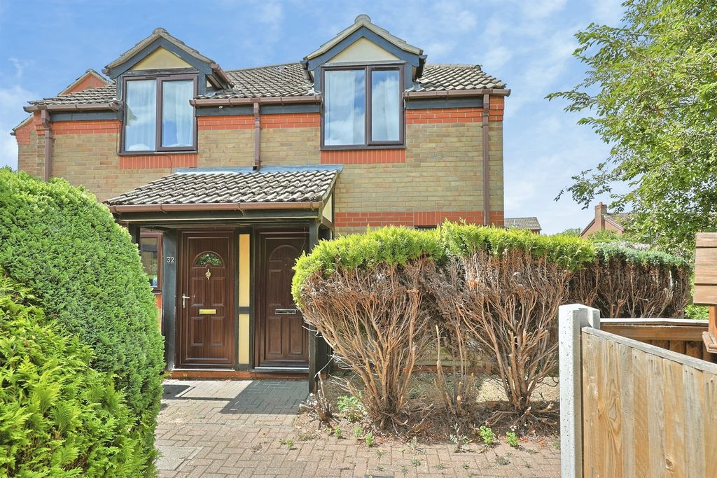 Property photo 1 of 11