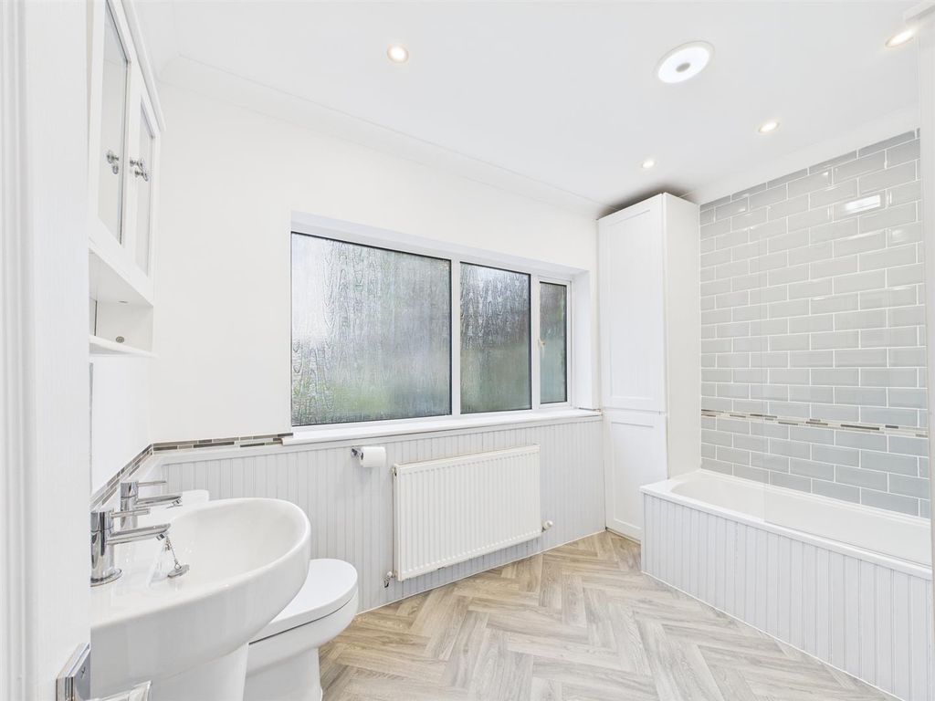 Property photo 1 of 23 Cam04045G0-Pr0041-Still001.Jpg