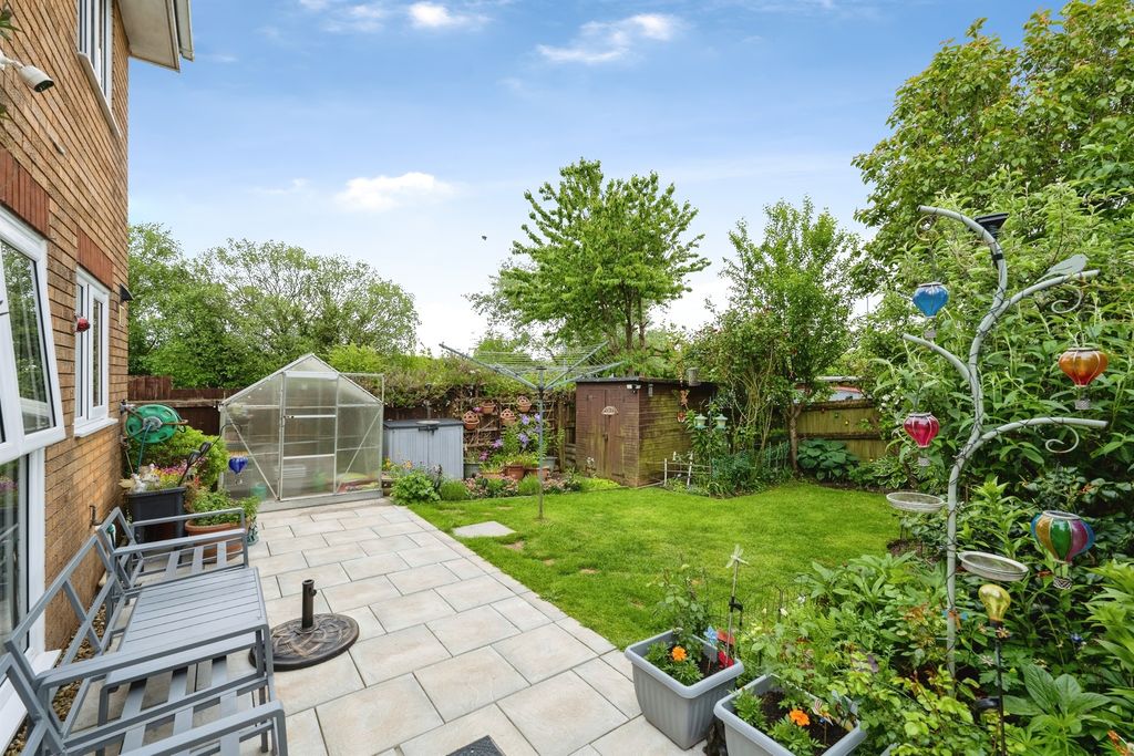 Property photo 3 of 21