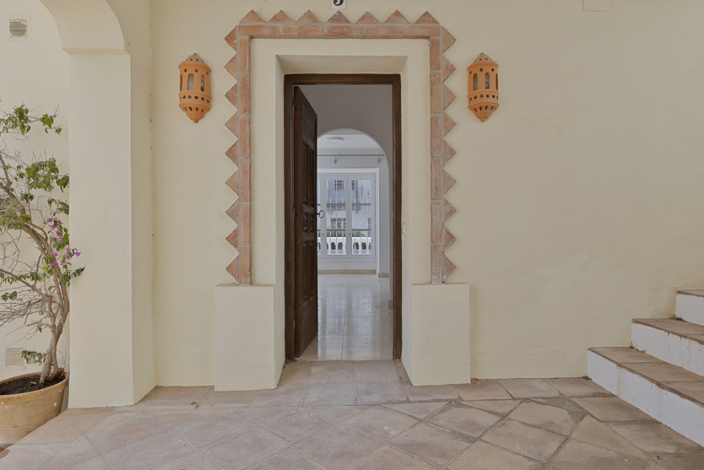 Property photo 2 of 3
