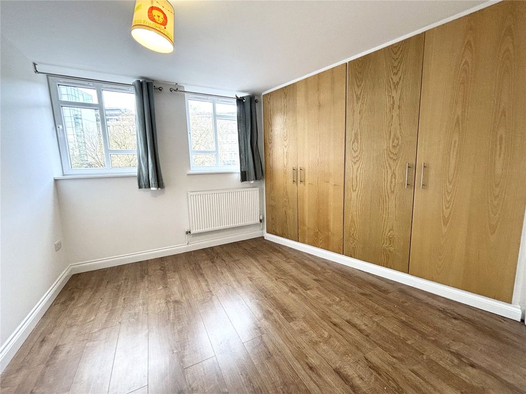 Property photo 3 of 6 Picture No. 07