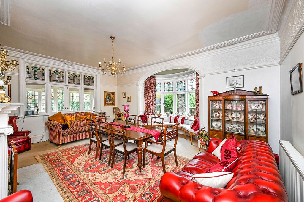 Property photo 2 of 20 Dining Room