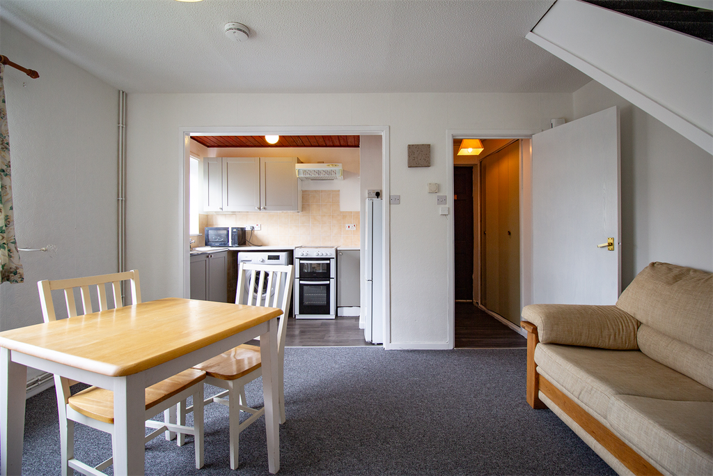 Property photo 2 of 20 Lounge / Diner