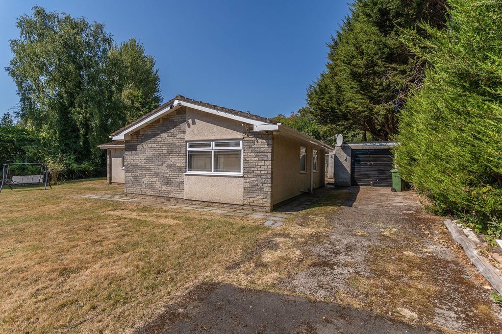 Property photo 2 of 24