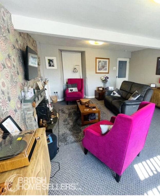 Property photo 3 of 18 Picture No. 16