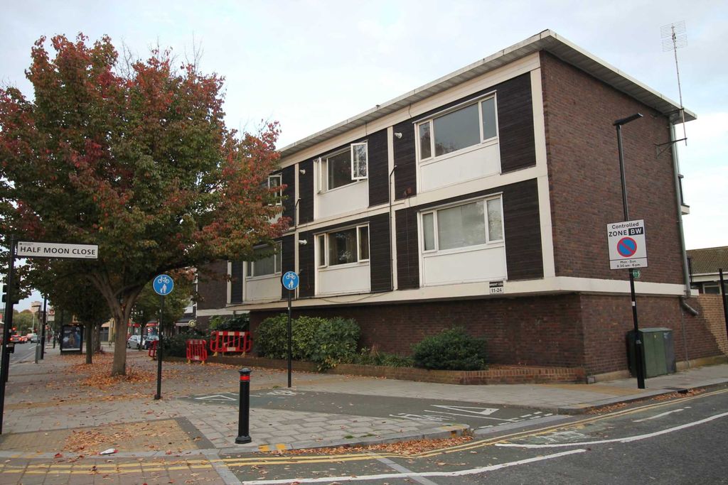 Property photo 2 of 7