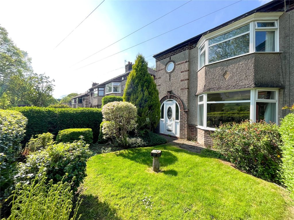 Property photo 1 of 16 Front External