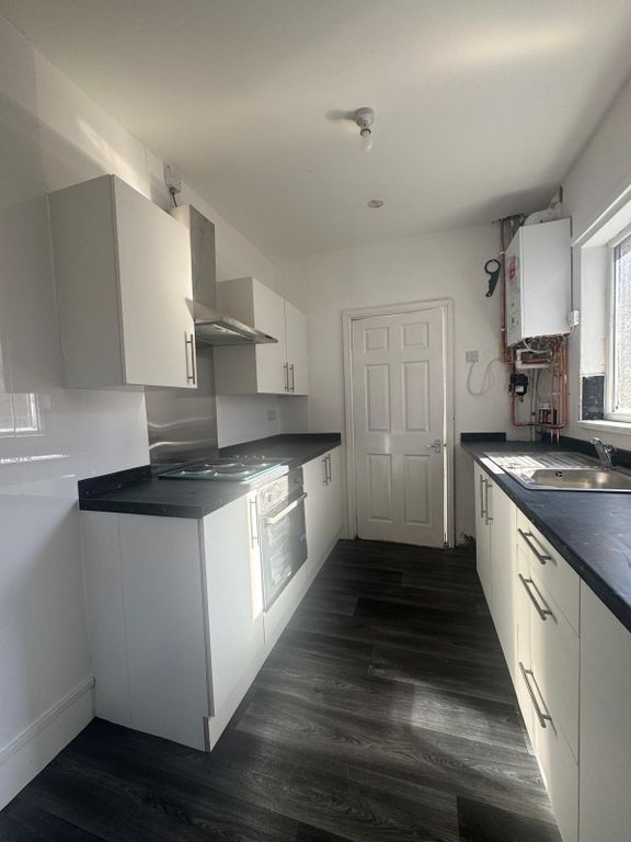 Property photo 3 of 8 Image