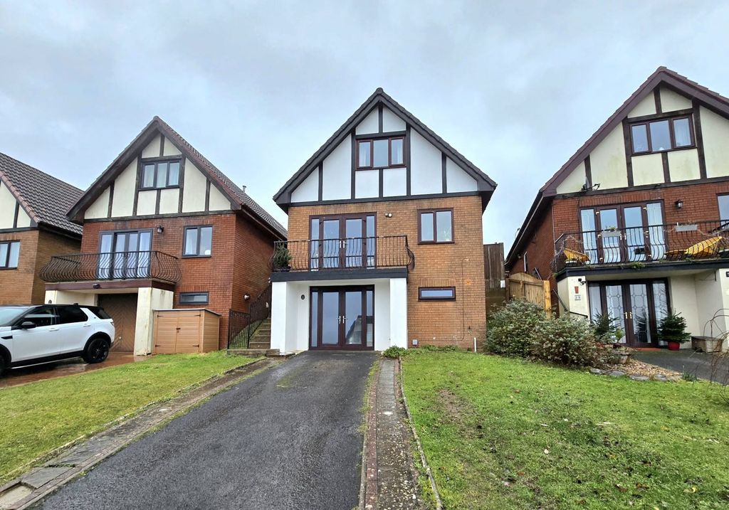 Property photo 1 of 24 Main Photo