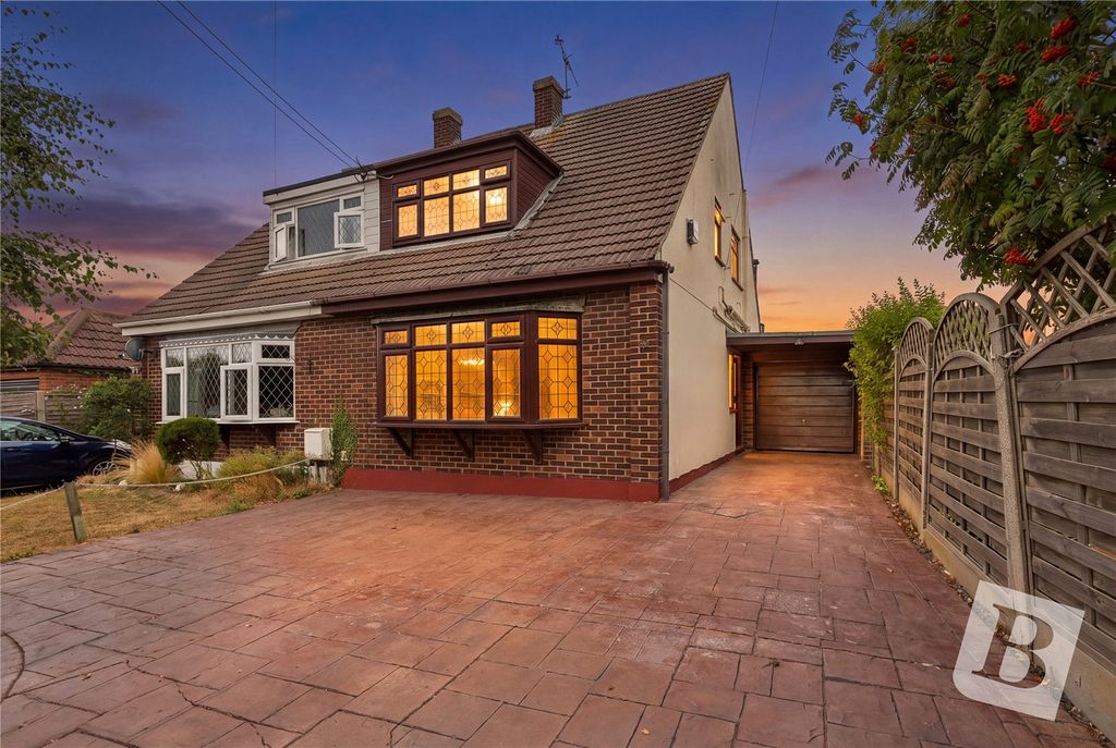 Property photo 1 of 12 Twilight Shot