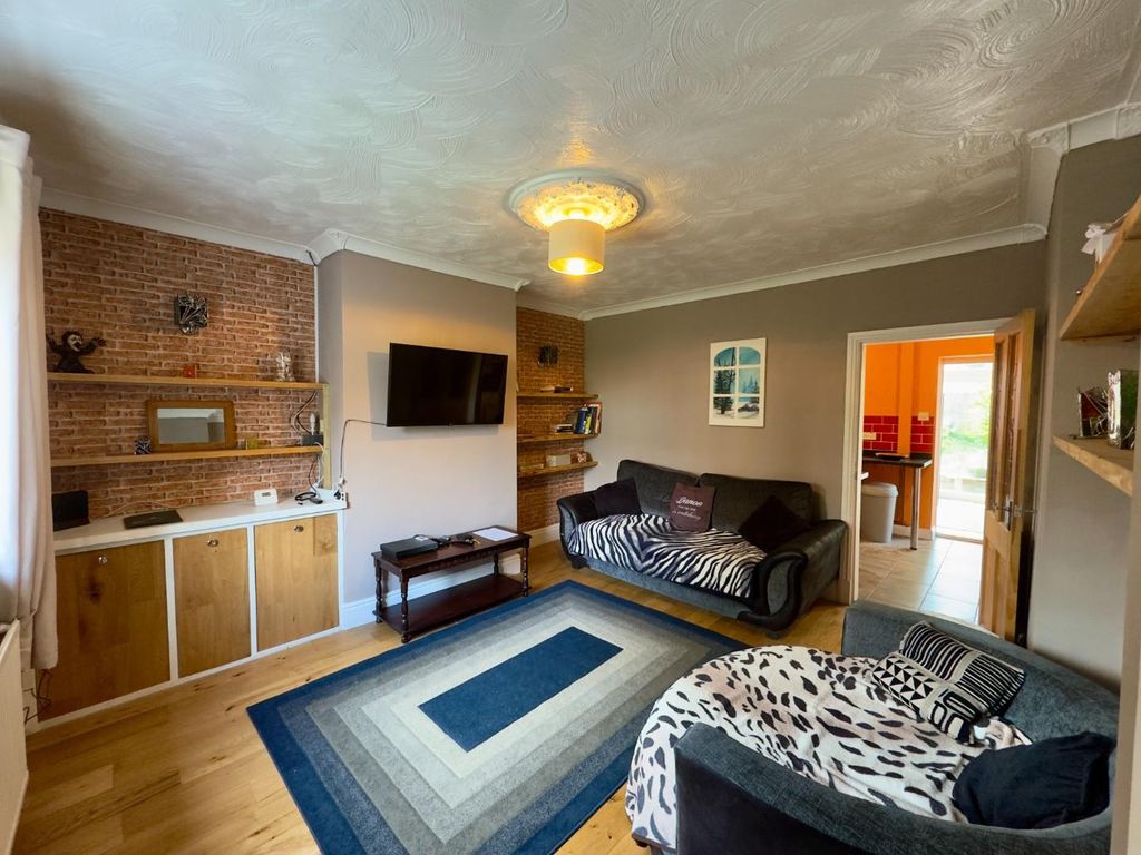 Property photo 2 of 17 Image00027.Jpeg