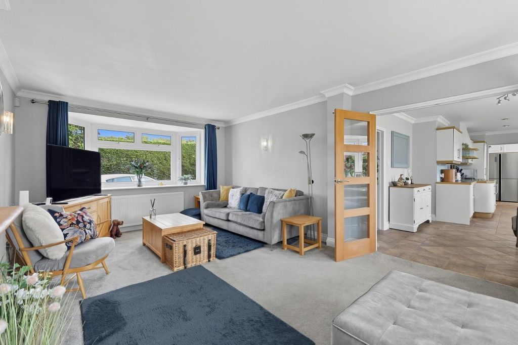 Property photo 2 of 24 Living Room