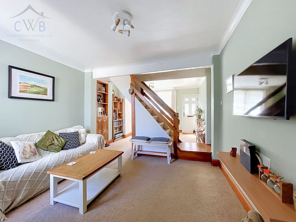 Property photo 2 of 14