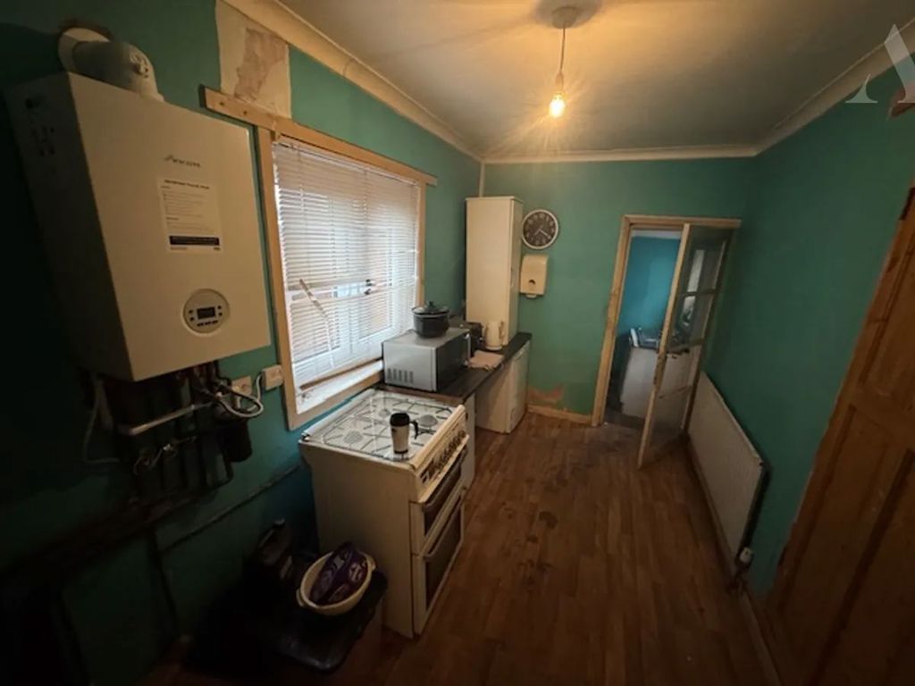 Property photo 3 of 16