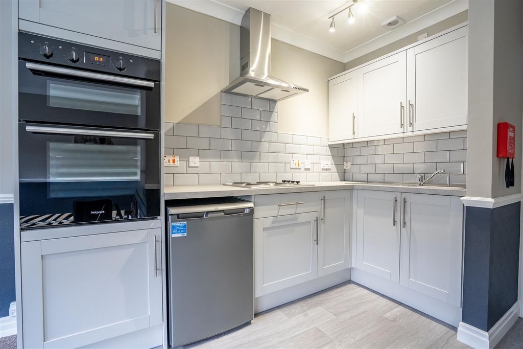 Property photo 1 of 8 4, 7 Fy-5.Jpg