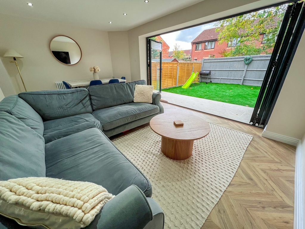 Property photo 3 of 22