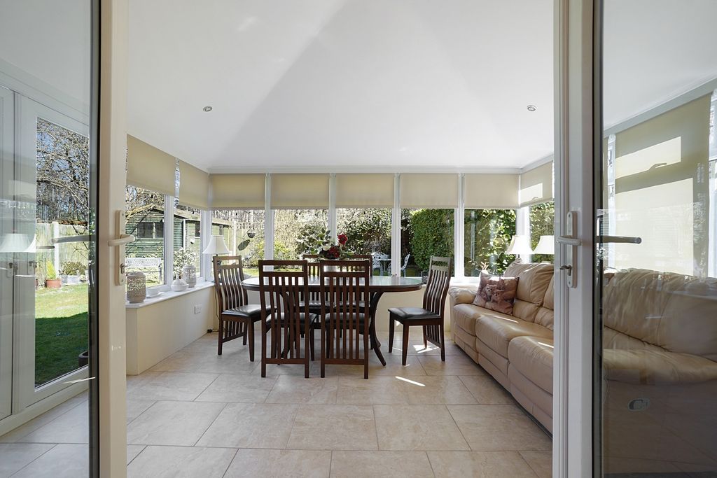 Property photo 3 of 18 39311910