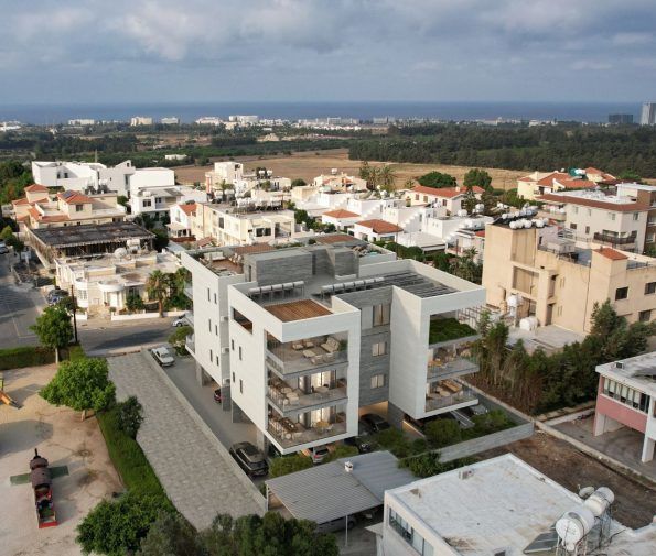 Property photo 3 of 17