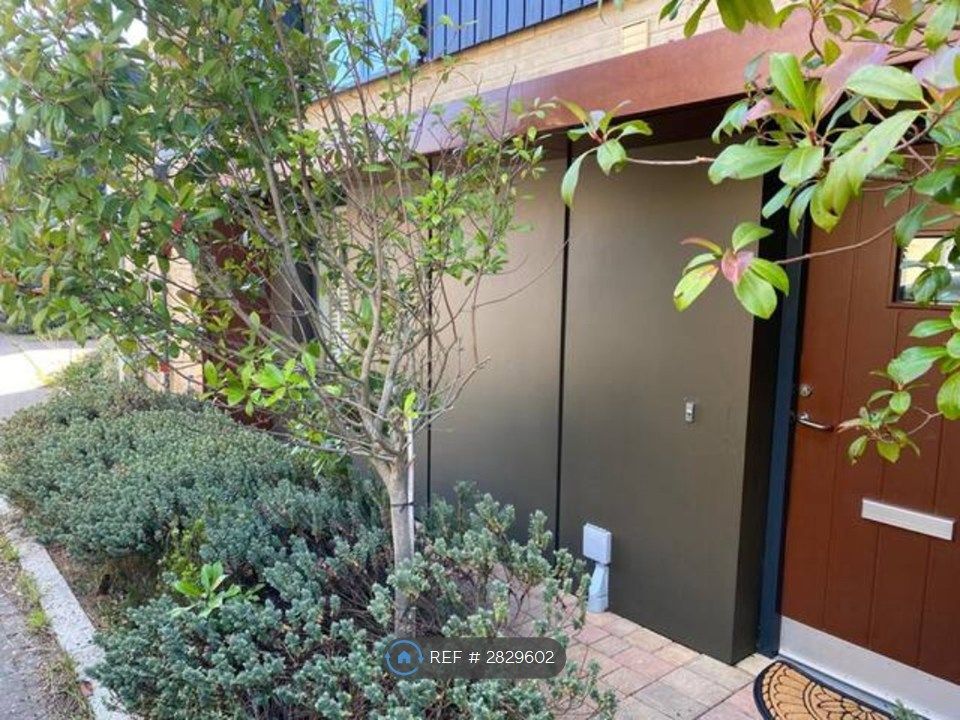 Property photo 3 of 35