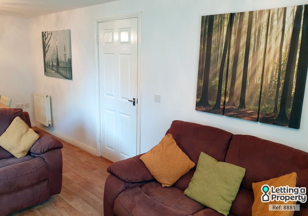 Property photo 3 of 24