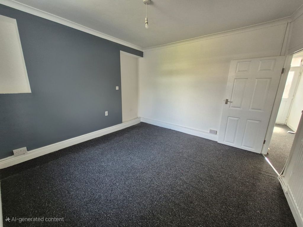 Property photo 3 of 12 Dining Room