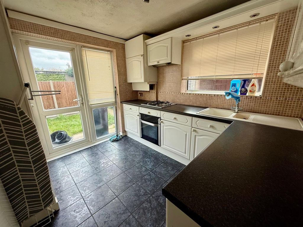 Property photo 3 of 8 3.Jpg