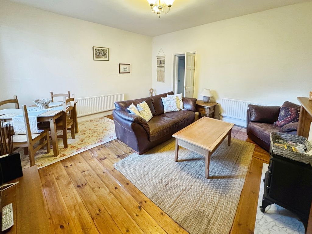Property photo 2 of 14 Photo 15